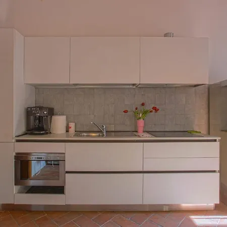 Classy - Hosted By Sweetstay Apartment